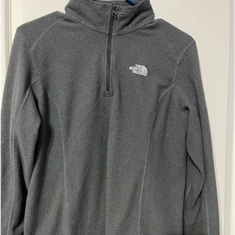 The North Face 1/4 zip pullover fleece jacket size women’s large